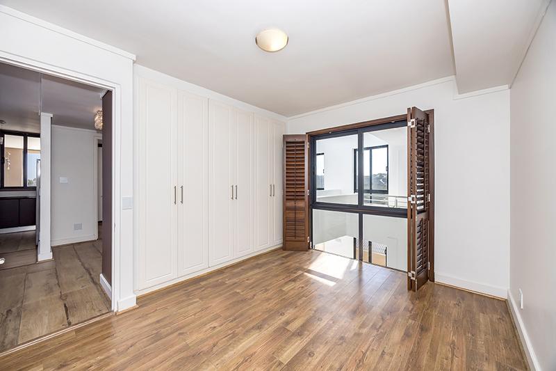 3 Bedroom Property for Sale in Bloubergstrand Western Cape